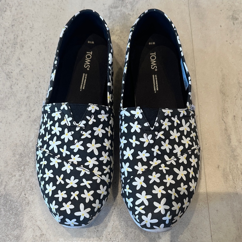 TOMS Floral Black and White Slip-Ons